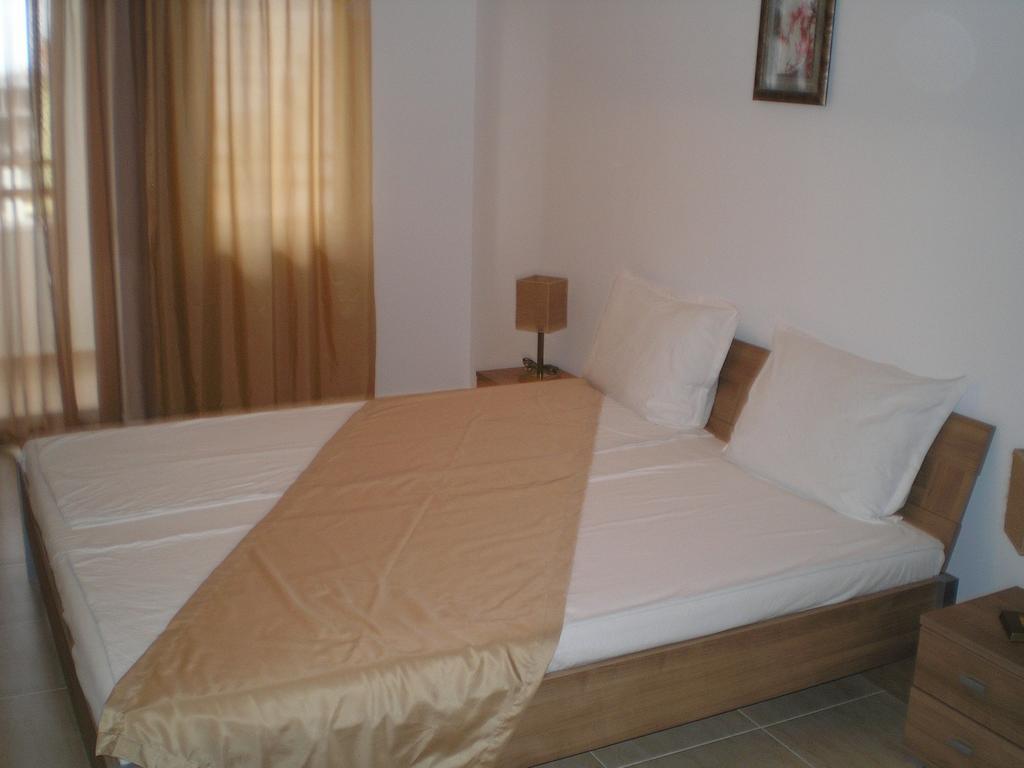 Etara 4 Apart Complex Свети-Влас Номер фото